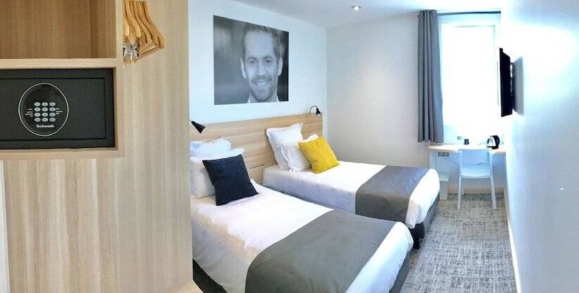 Номер Комфорт, Brit Hotel Martigues Nord