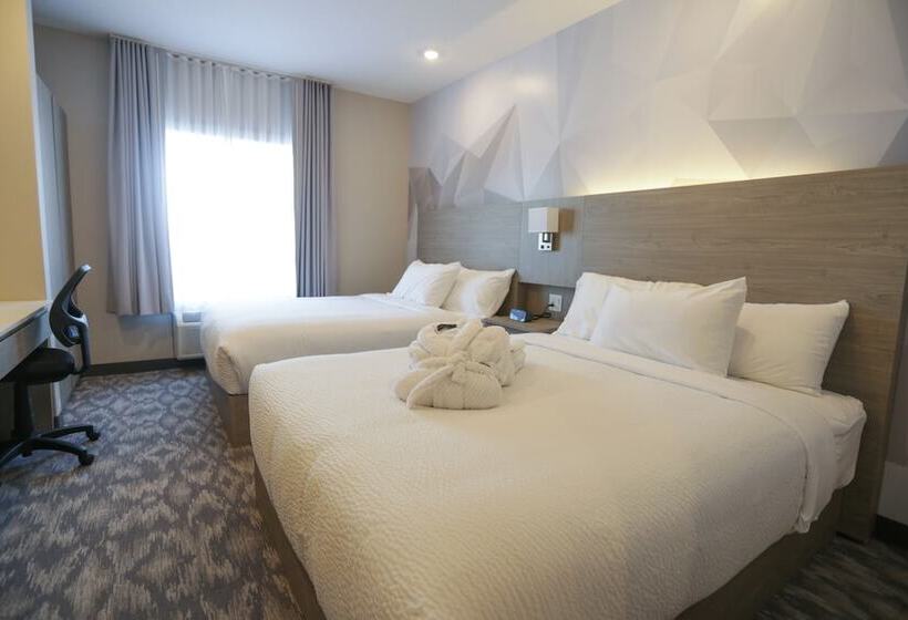 スイート, Days Inn By Wyndham Calgary North Balzac