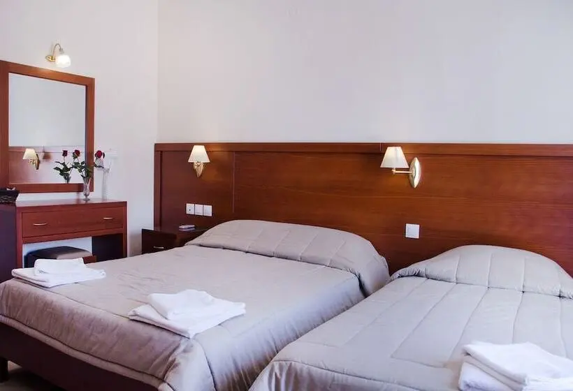 Habitació Triple Estàndard, El Greco