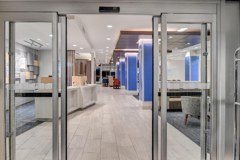 جناح, Holiday Inn Express   Fort Walton Beach Central, An Ihg