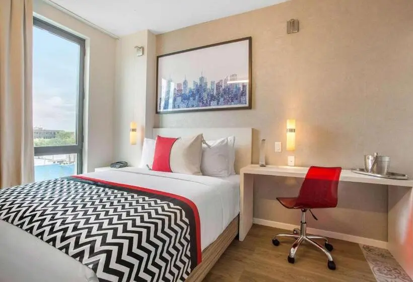 キングサイズベッドのスタンダードルーム, Insignia Hotel Brooklyn, Ascend Hotel Collection