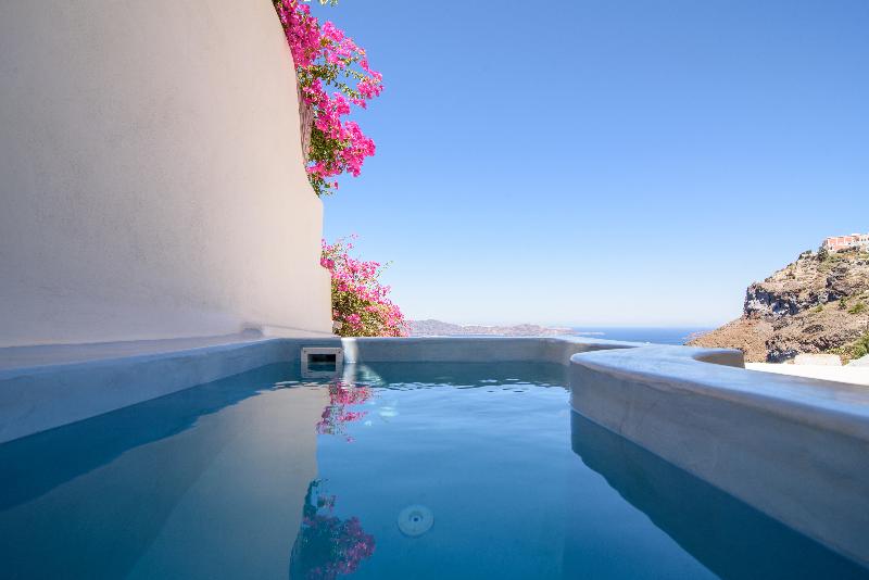 전망 주니어 스위트, On The Cliff