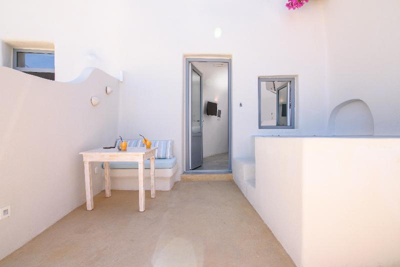 전망 주니어 스위트, On The Cliff