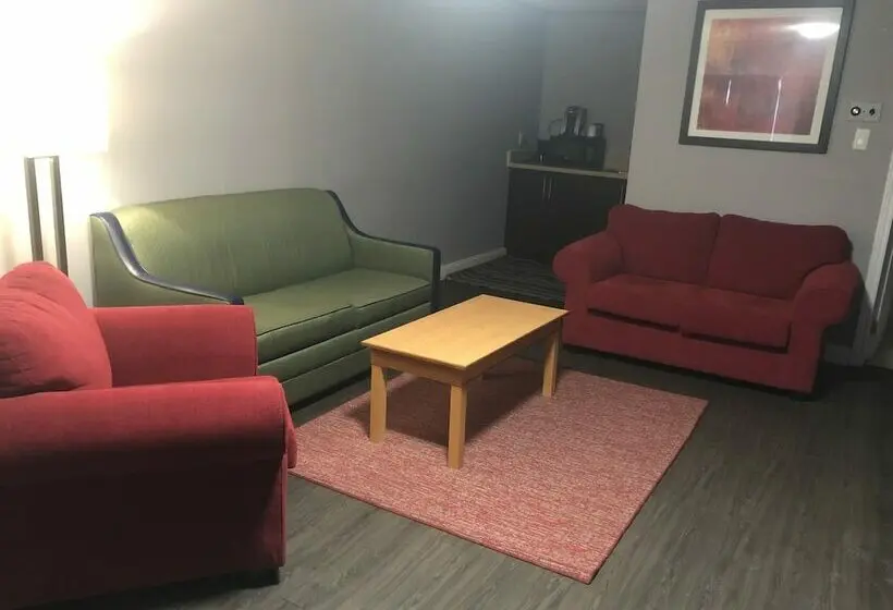 スイート, Ramada By Wyndham Jacksons Point