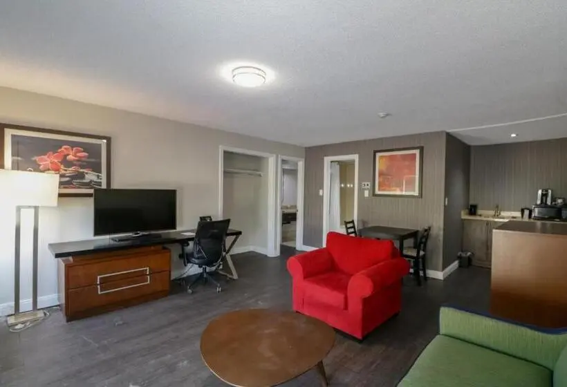 スイート, Ramada By Wyndham Jacksons Point