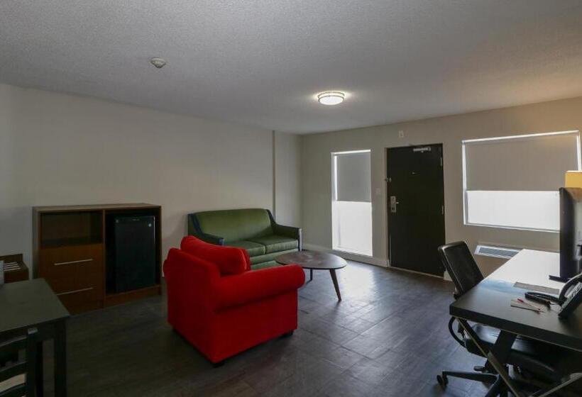 סוויטה, Ramada By Wyndham Jacksons Point