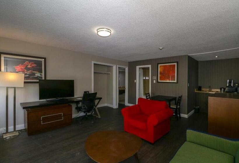 סוויטה, Ramada By Wyndham Jacksons Point