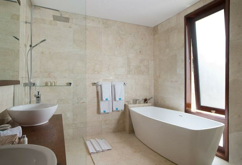 Вилла 1 Спальня, The Tamarind Resort  Nusa Lembongan