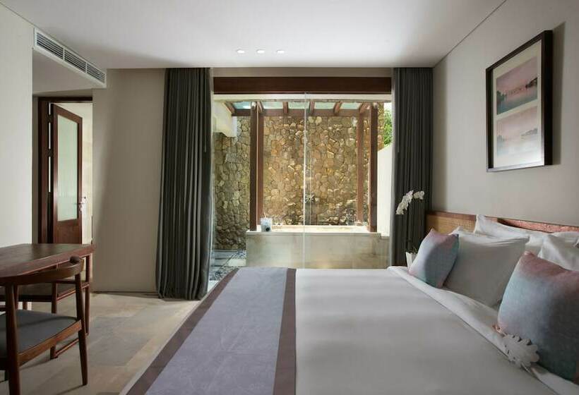 Вилла 2 Спальни, The Tamarind Resort  Nusa Lembongan