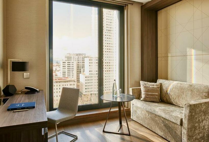 اتاق پریمیوم سه تخته, Vp Plaza Espana Design