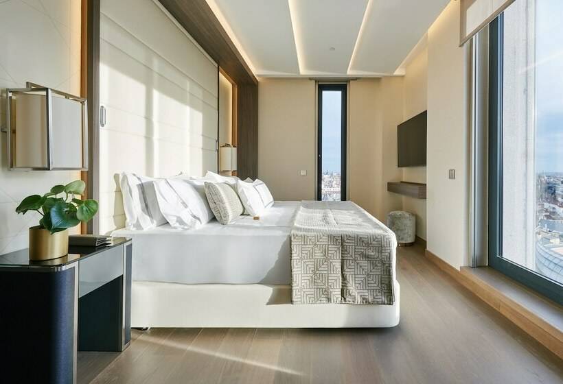 디럭스 스위트, Vp Plaza Espana Design