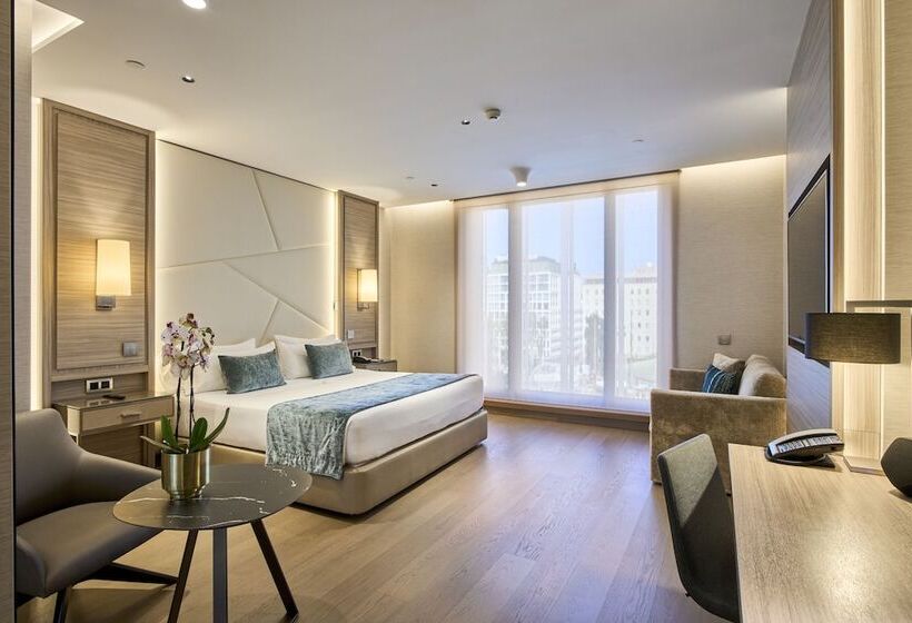 اتاق لوکس, Vp Plaza Espana Design