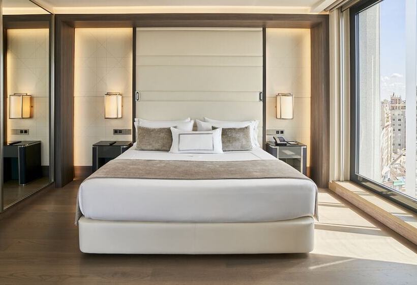 프레지덴셜 스위트, Vp Plaza Espana Design