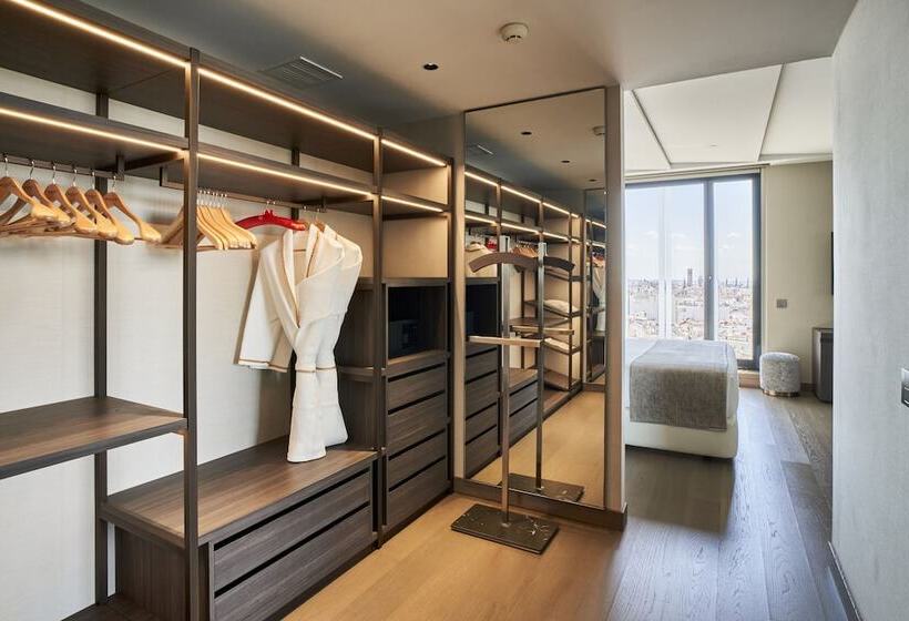 프레지덴셜 스위트, Vp Plaza Espana Design