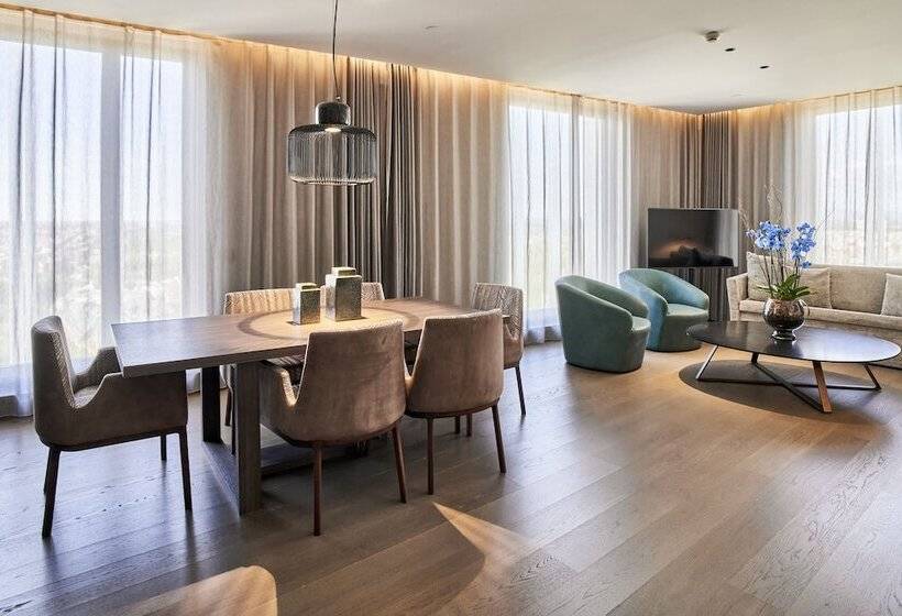 프레지덴셜 스위트, Vp Plaza Espana Design