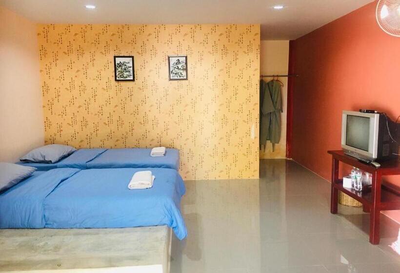 Quarto standard, The Natural Yurt Resort @ Khao Kho