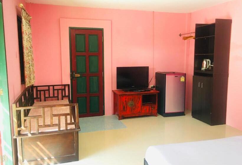 Bungalow Superior, The Natural Yurt Resort @ Khao Kho