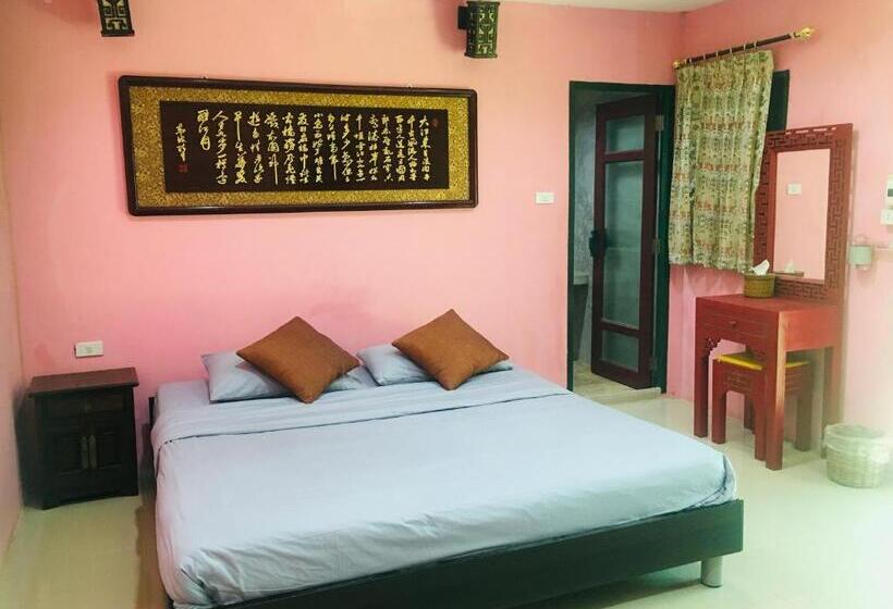 Bungalow Superior, The Natural Yurt Resort @ Khao Kho