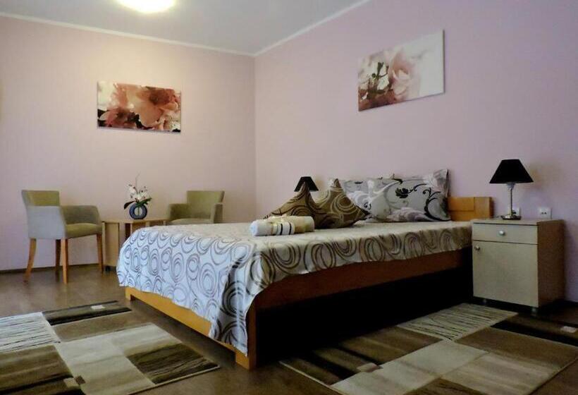 اتاق استاندارد, B&b Zmajevo Gnezdo 021