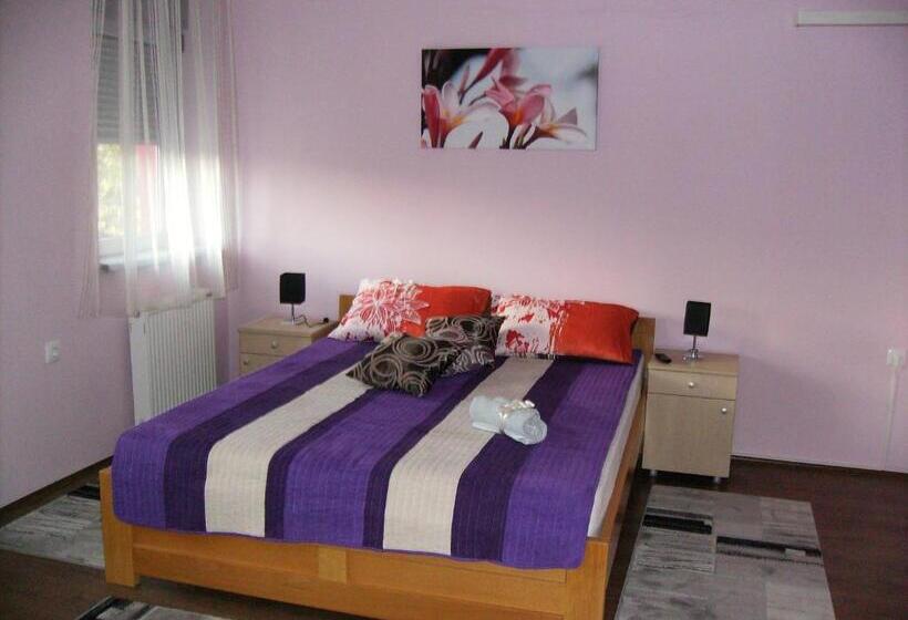 اتاق استاندارد, B&b Zmajevo Gnezdo 021