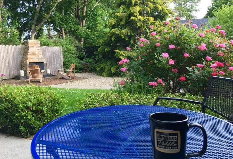 غرفة ديلوكس سرير كينج, The Platinum Pebble Boutique Inn   Adults Only Property