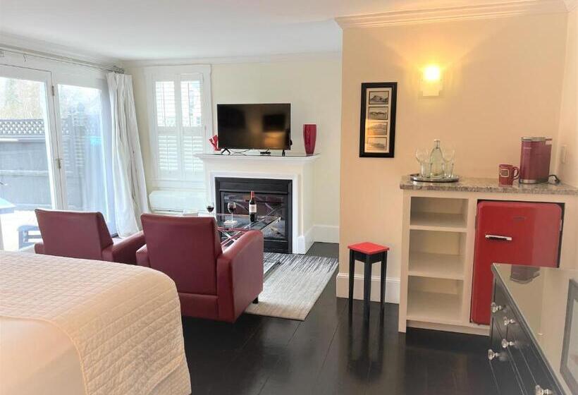 غرفة قياسية سرير كينج, The Platinum Pebble Boutique Inn   Adults Only Property