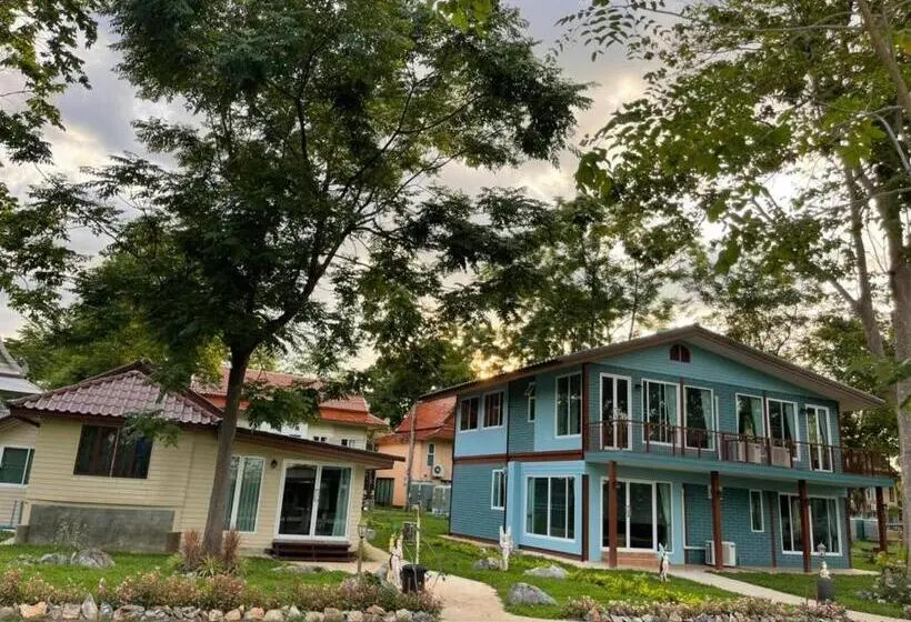 ویلای لوکس 1 خوابه, Goldengold  Resort & Spa