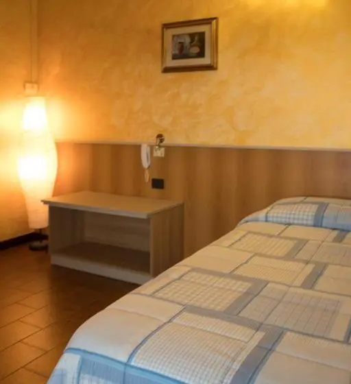 スタンダードシングルルーム, Albergo Etrusco