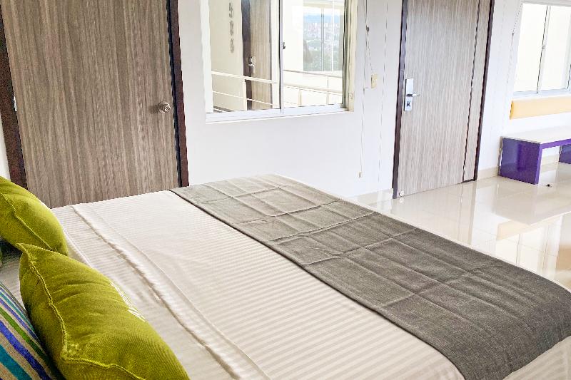 Номер Стандарт, Ayenda 1136 Mh