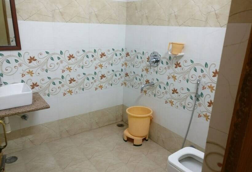 Habitación Deluxe, Dimple International