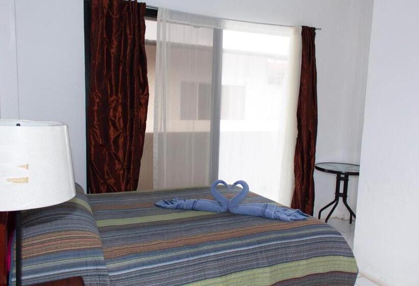 اتاق لوکس با بالکن, Hostería El Paraíso