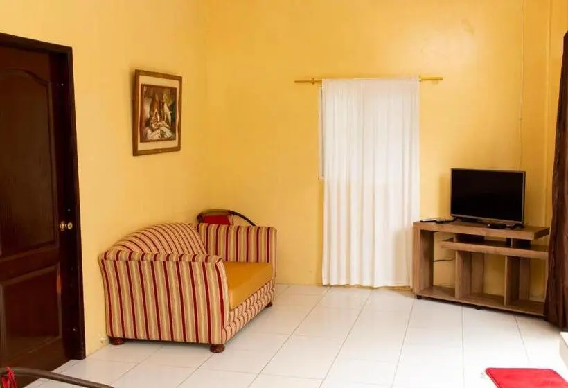 Villa 2 Makuuhuonetta, Hostería El Paraíso