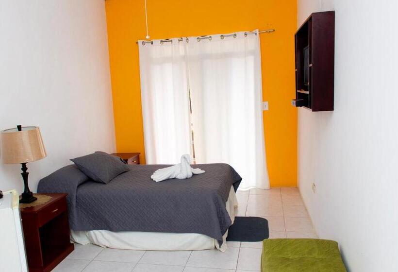 اتاق لوکس, Hostería El Paraíso