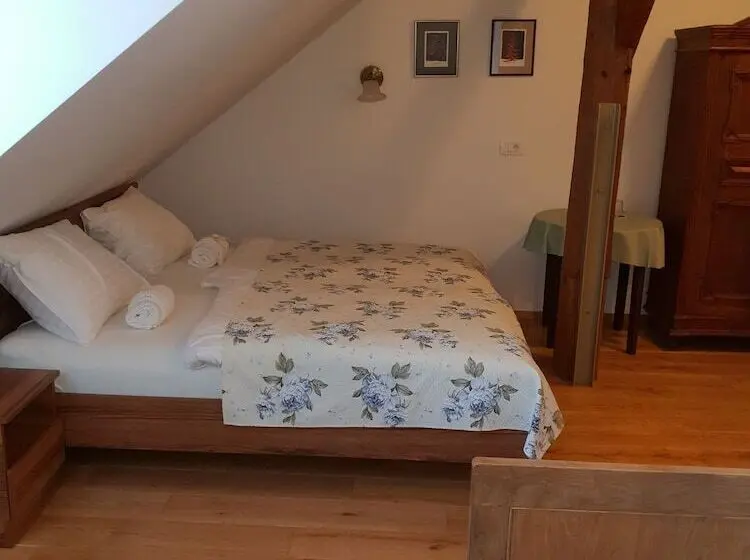 اتاق استاندارد سه نفره, Guesthouse Bistra