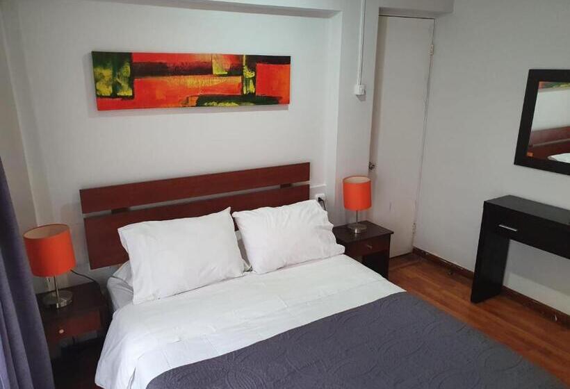 Standardrum, Hostal Del Rio