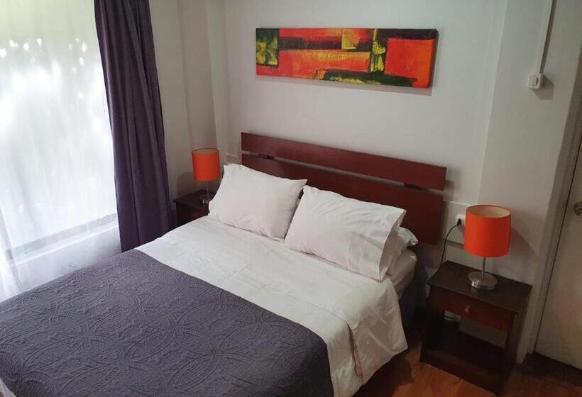 Standardrum, Hostal Del Rio