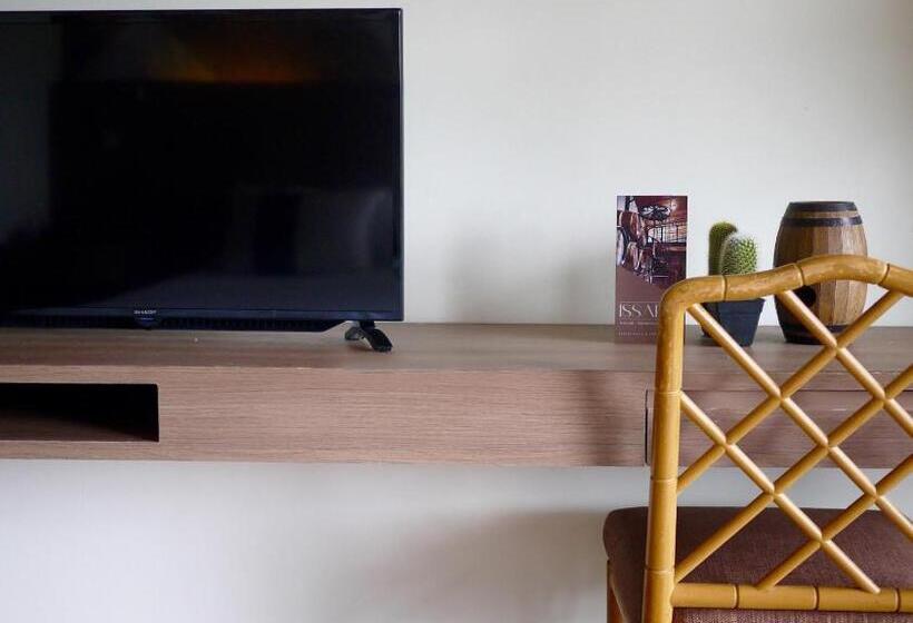 חדר דלוקס נוף לגינה, Issara Boutique Winery