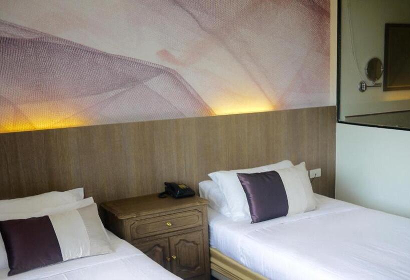 חדר סופריור, Issara Boutique Winery