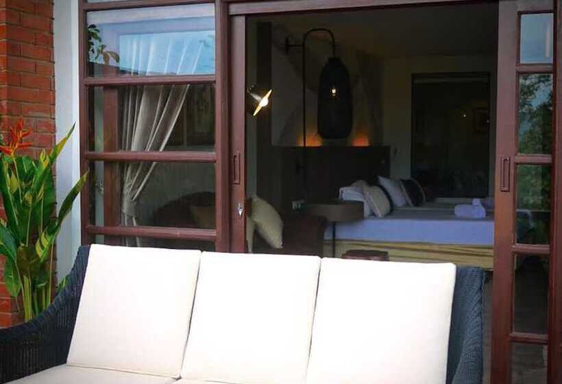 סוויטה נוף להרים, Issara Boutique Winery