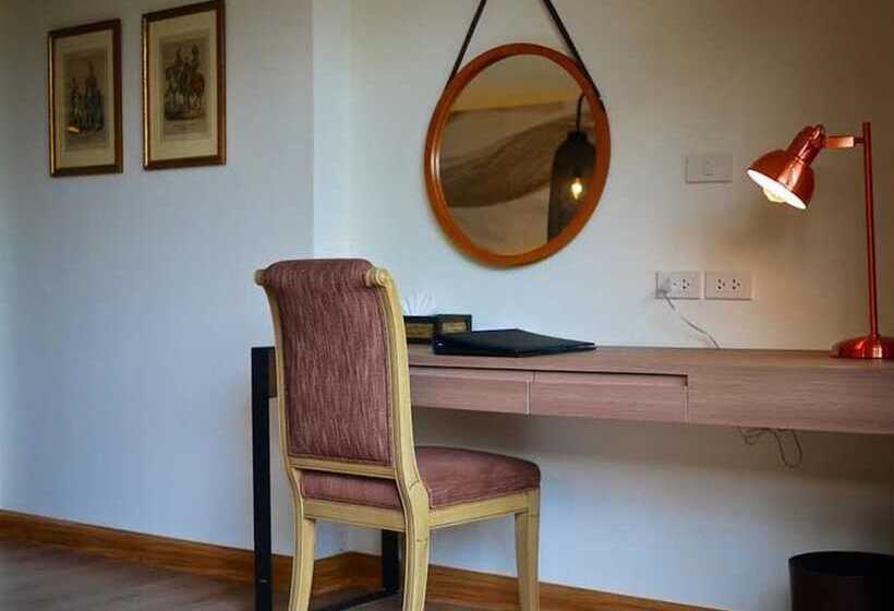 סוויטה נוף להרים, Issara Boutique Winery