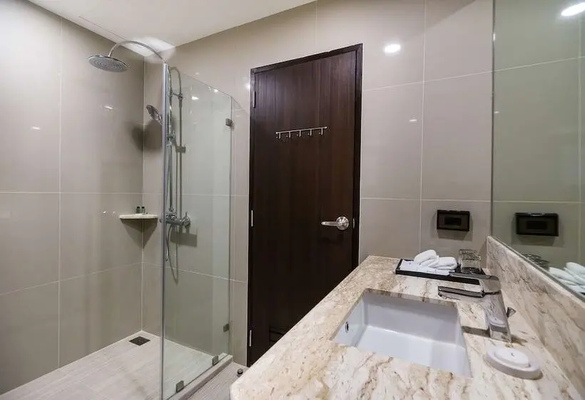 デラックスルーム, Surestay Plus By Best Western Sukhumvit 2