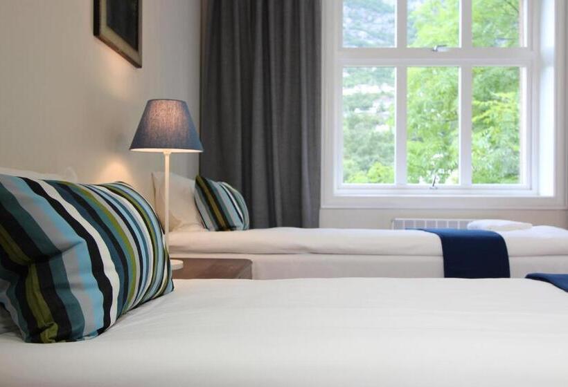 דירת שני חדרים, Slottet Apartments