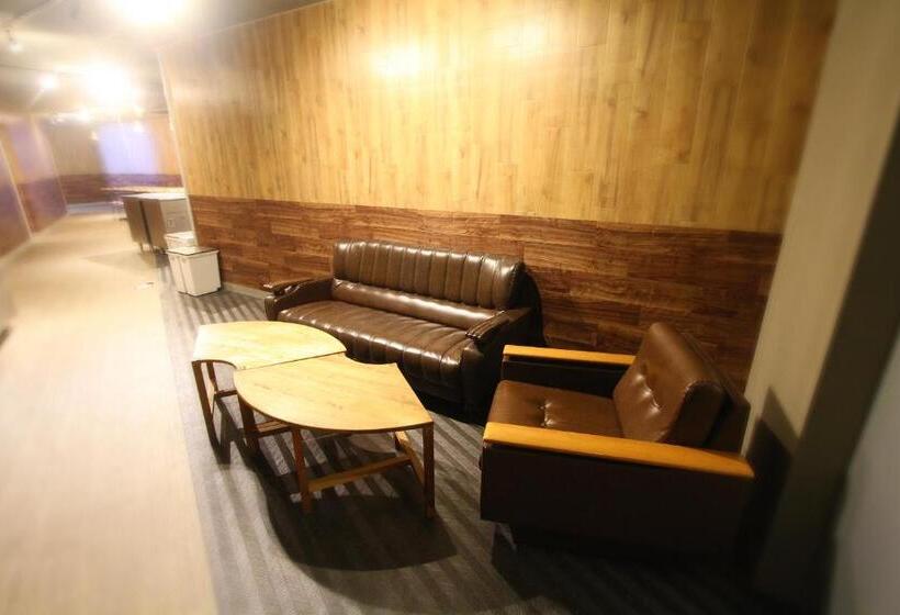 غرفة قياسية مطلة على الجبل, 夏油高原スキー場