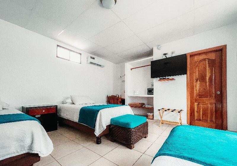 اتاق سوپریور سه تخته, Isamar