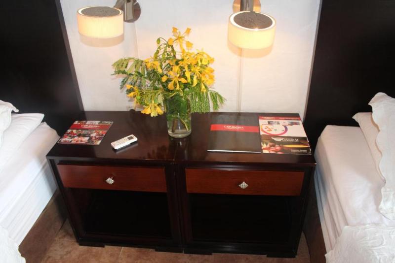 اتاق سوپریور سه تخته, Isamar