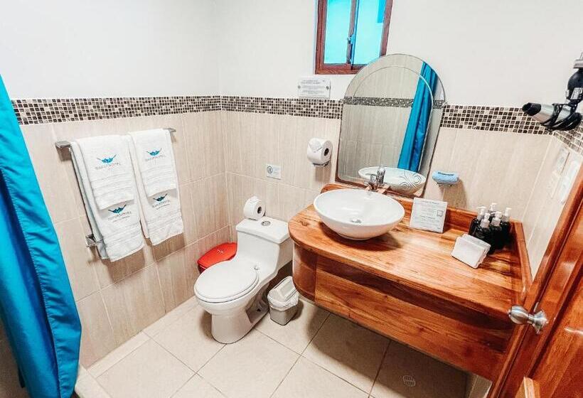 اتاق لوکس, Isamar