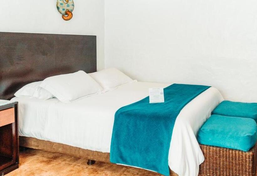 اتاق لوکس, Isamar