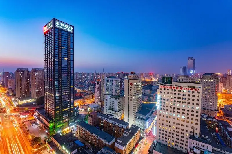 クラブルーム, Le Méridien Shenyang, Heping
