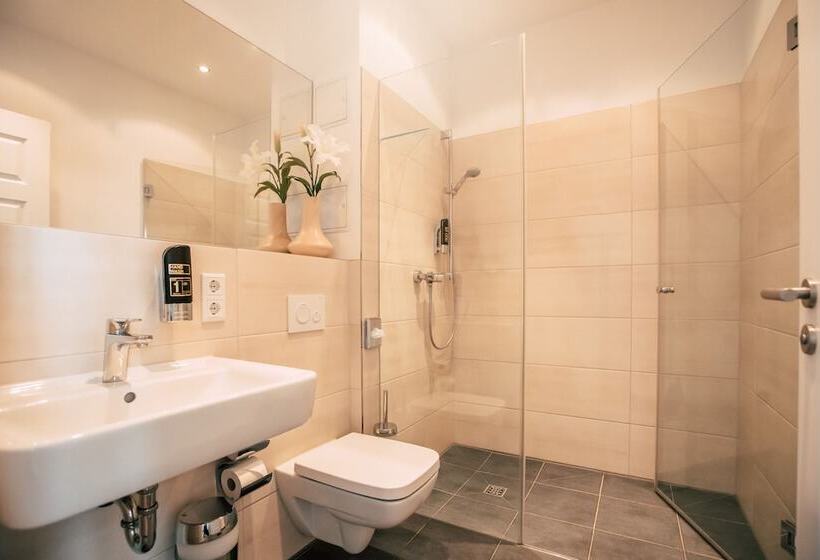 Апартаменты Superior 1 Спальня, Luga Homes Stadthaus