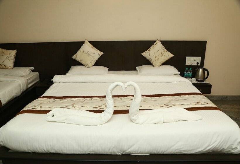 デラックスルーム, Soundarya